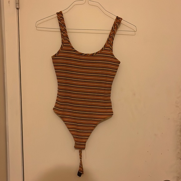 Garage bodysuit - Picture 2 of 2